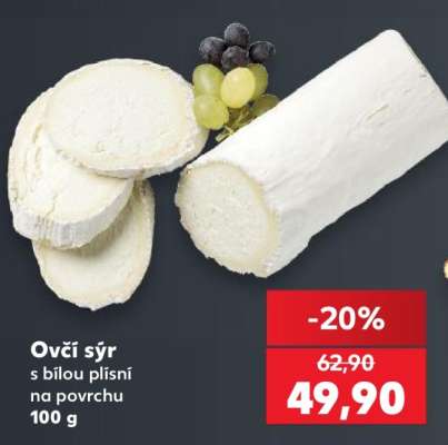 Ovčí sýr s bílou plísní na povrchu