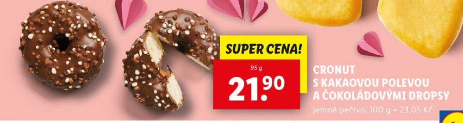Cronut s kakaovou polevou a čokoládovými dropsy